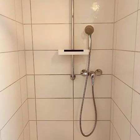 ゲストハウス Mimosa 3*