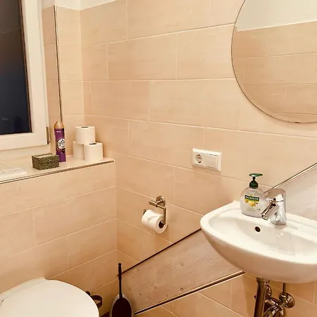 ゲストハウス Mimosa ルスト