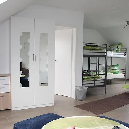 Mimosa בית הארחה 3*