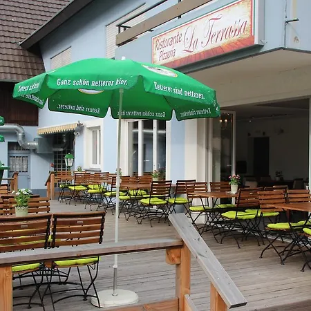 Konukevi Mimosa 3*